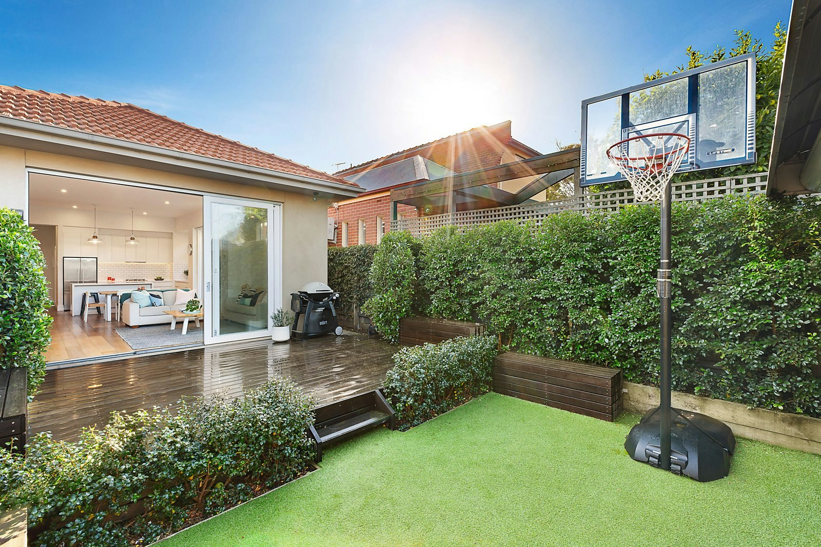 8 Johnstone Street, Malvern, VIC