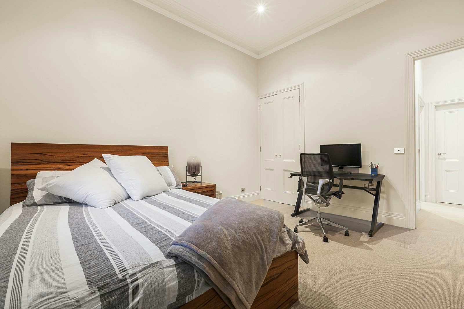 25 Highfield Road, Canterbury, VIC