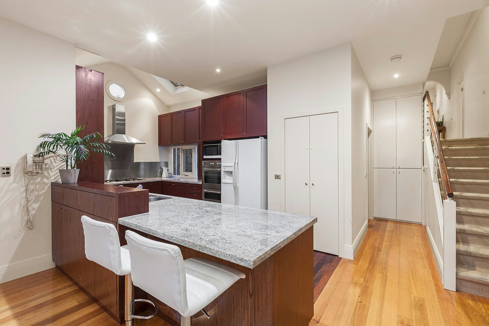 25 Highfield Road, Canterbury, VIC