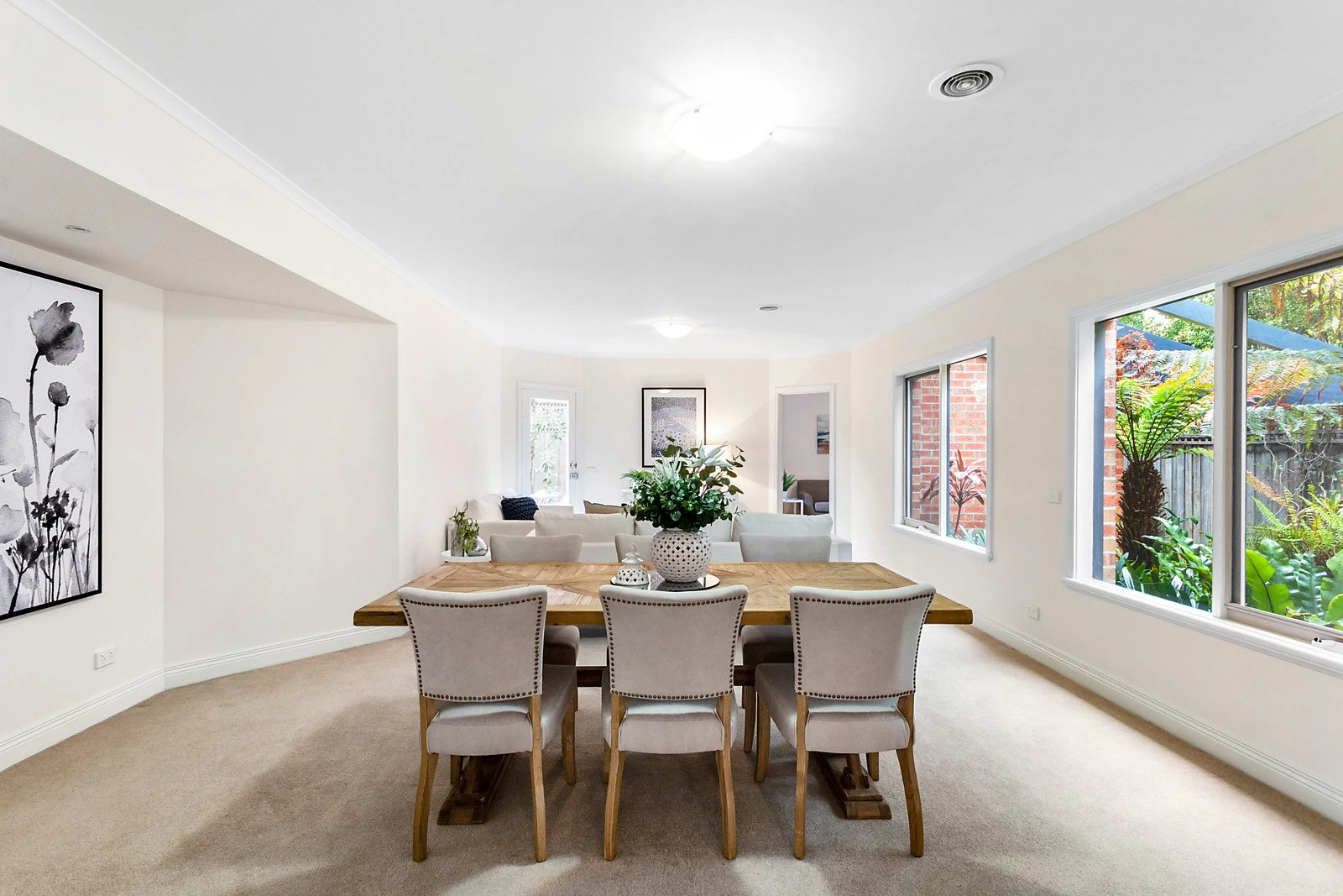 7 Bowlers Way, Malvern East, VIC