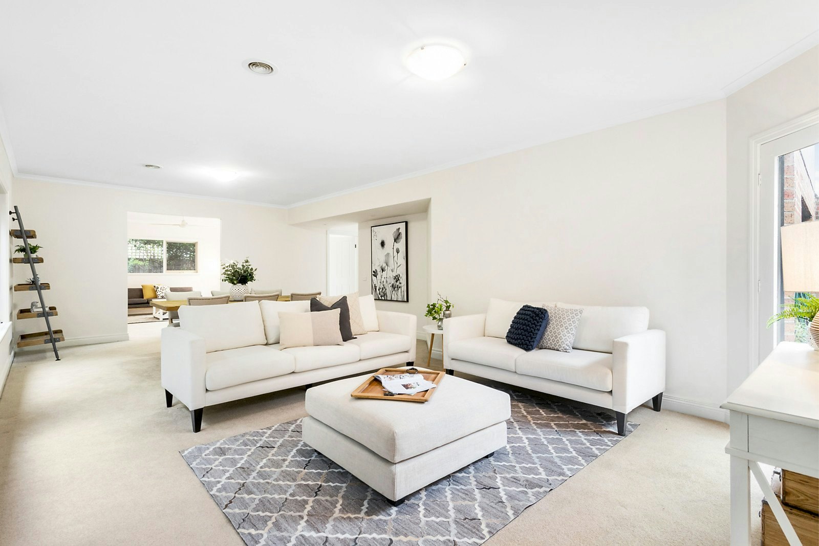 7 Bowlers Way, Malvern East, VIC