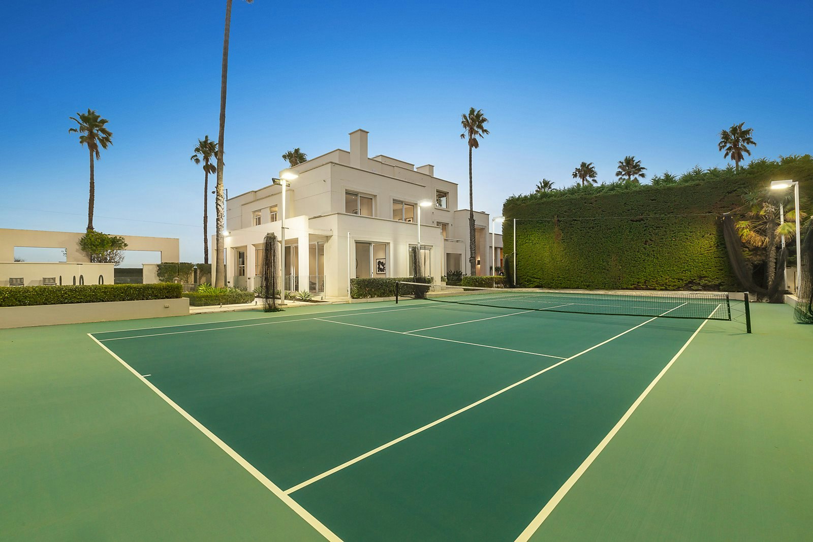 2 Kinane Street, Brighton, VIC