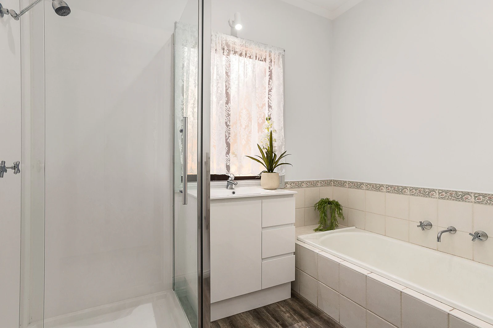 3/3 Charles Street, Mount Waverley, VIC