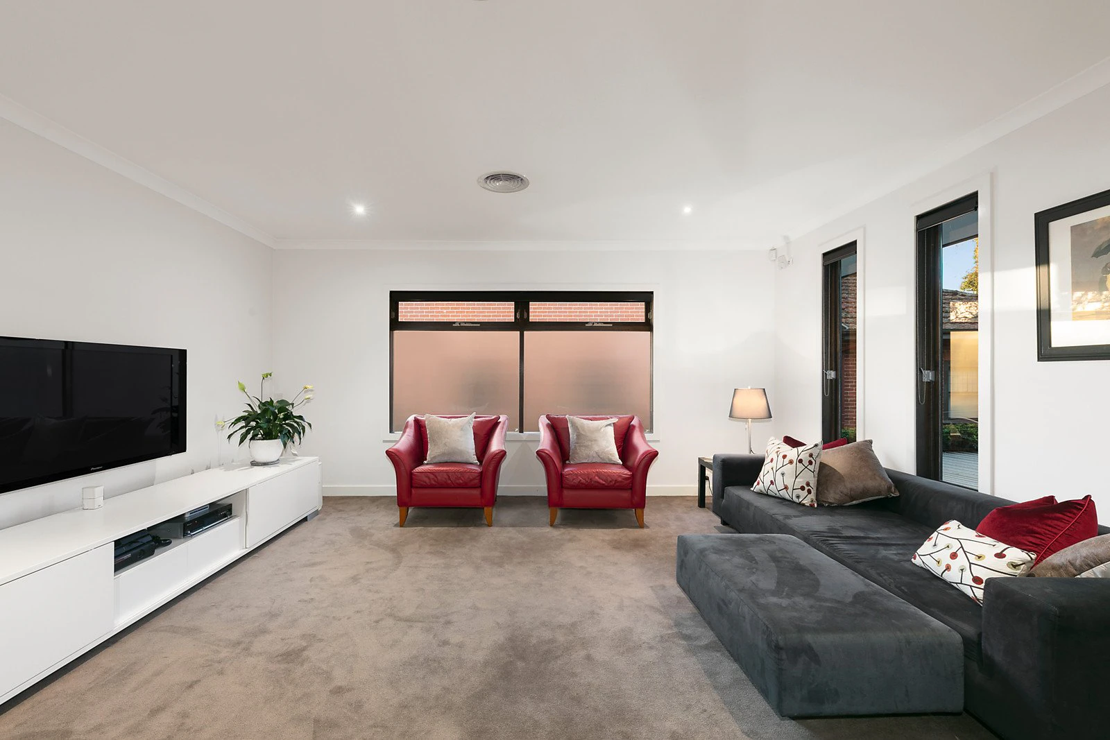 27 Cooloongatta Road, Camberwell, VIC