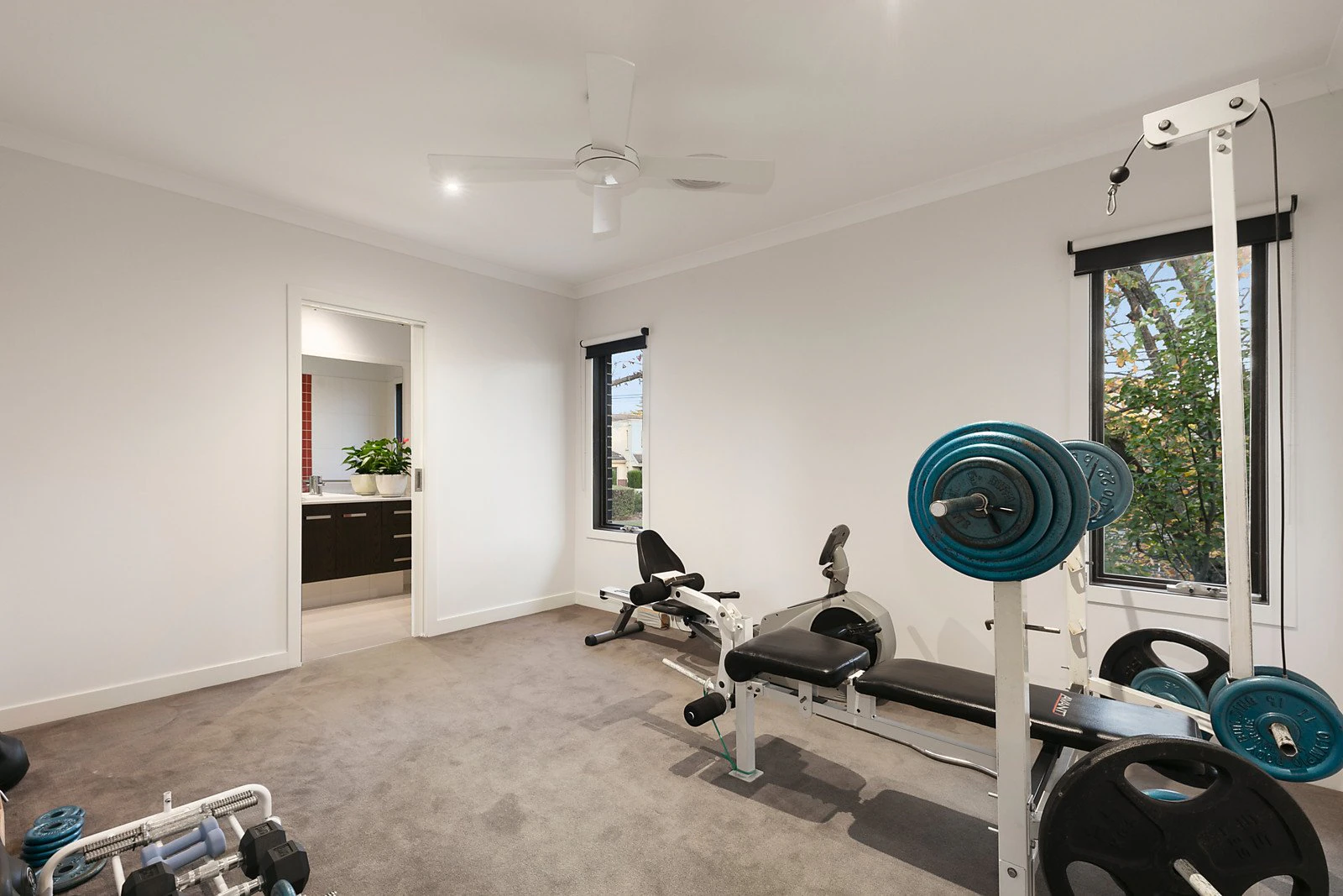 27 Cooloongatta Road, Camberwell, VIC