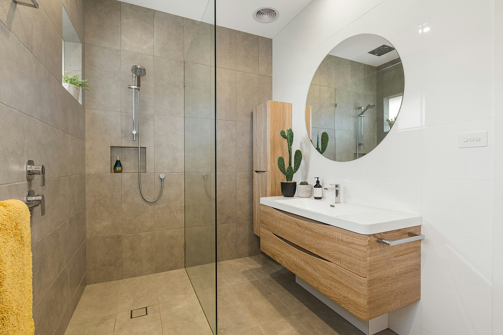 14 Kyora Parade, Balwyn North, VIC