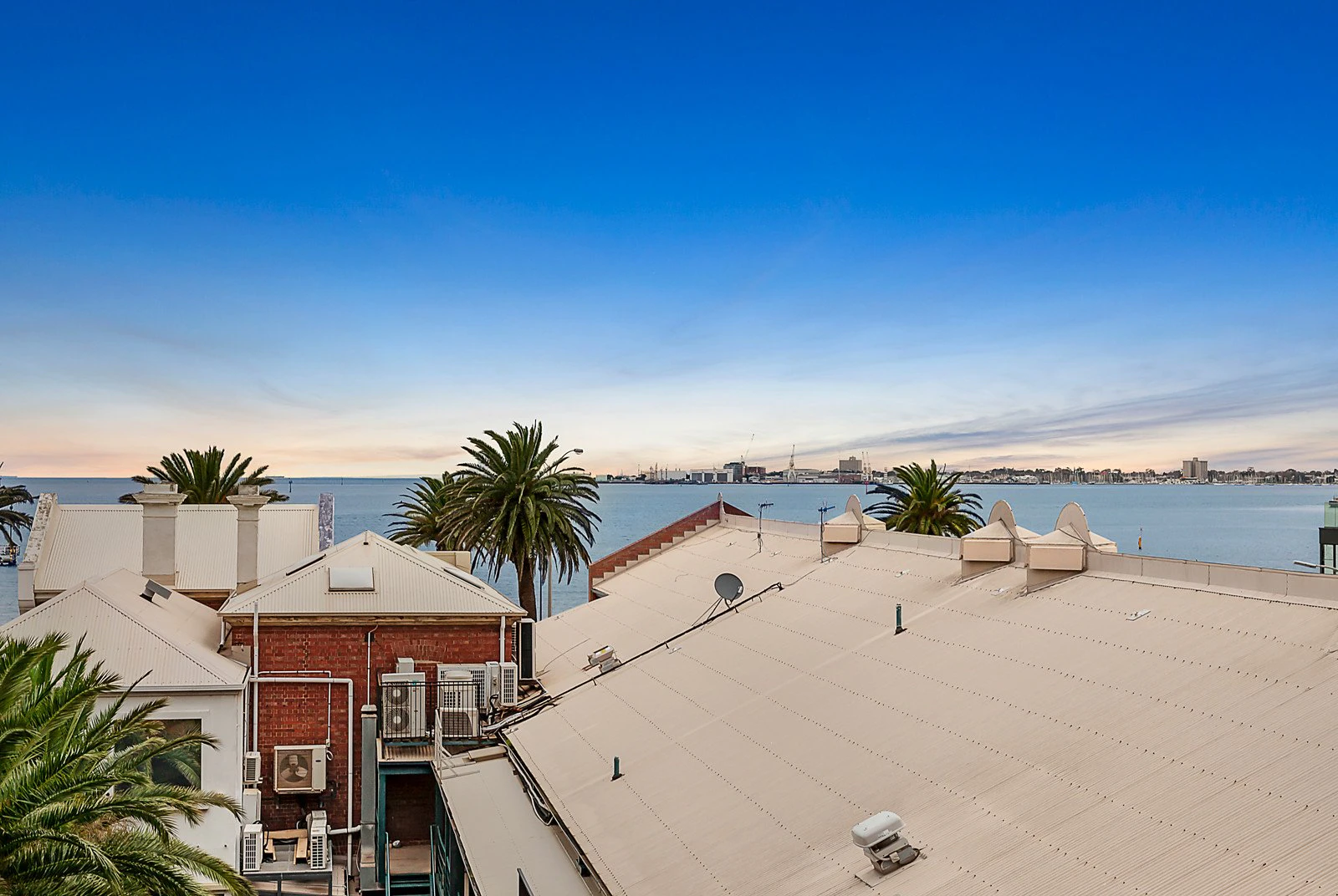 213/50 Dow Street, Port Melbourne, VIC