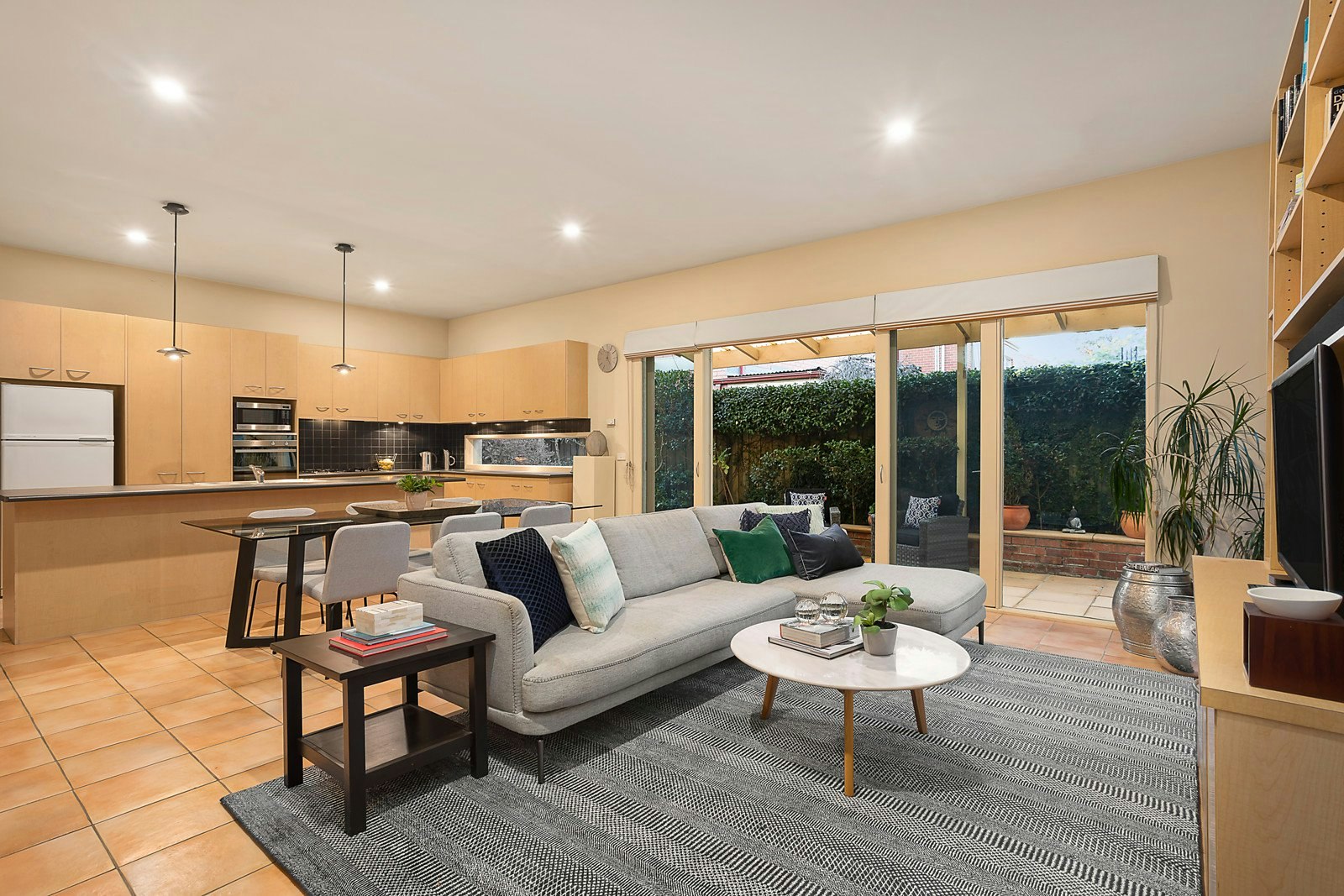 72 Murray Drive, Burwood, VIC