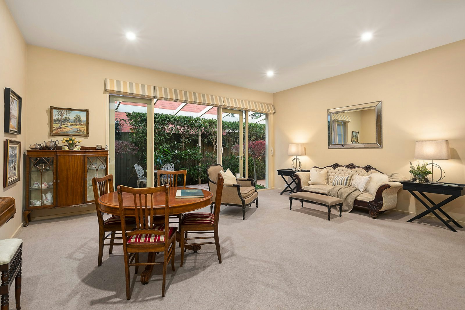 72 Murray Drive, Burwood, VIC