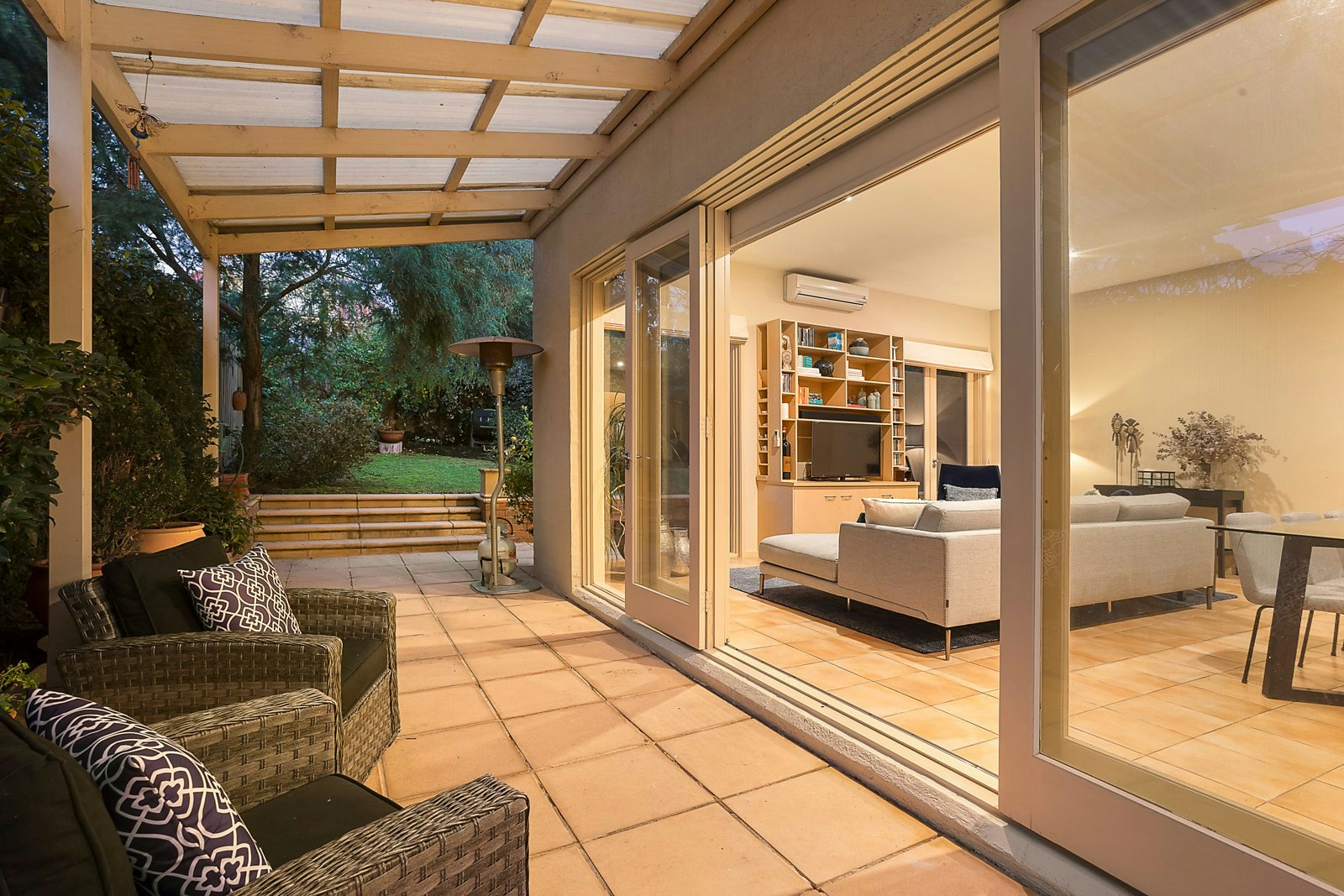 72 Murray Drive, Burwood, VIC