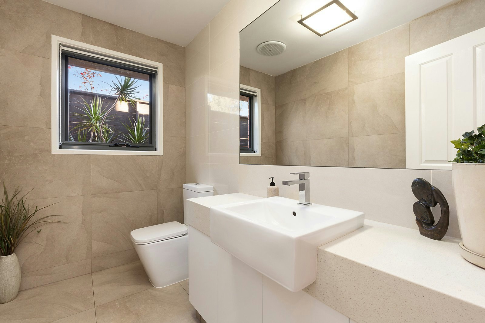 21 Parkview Crescent, Hampton East, VIC