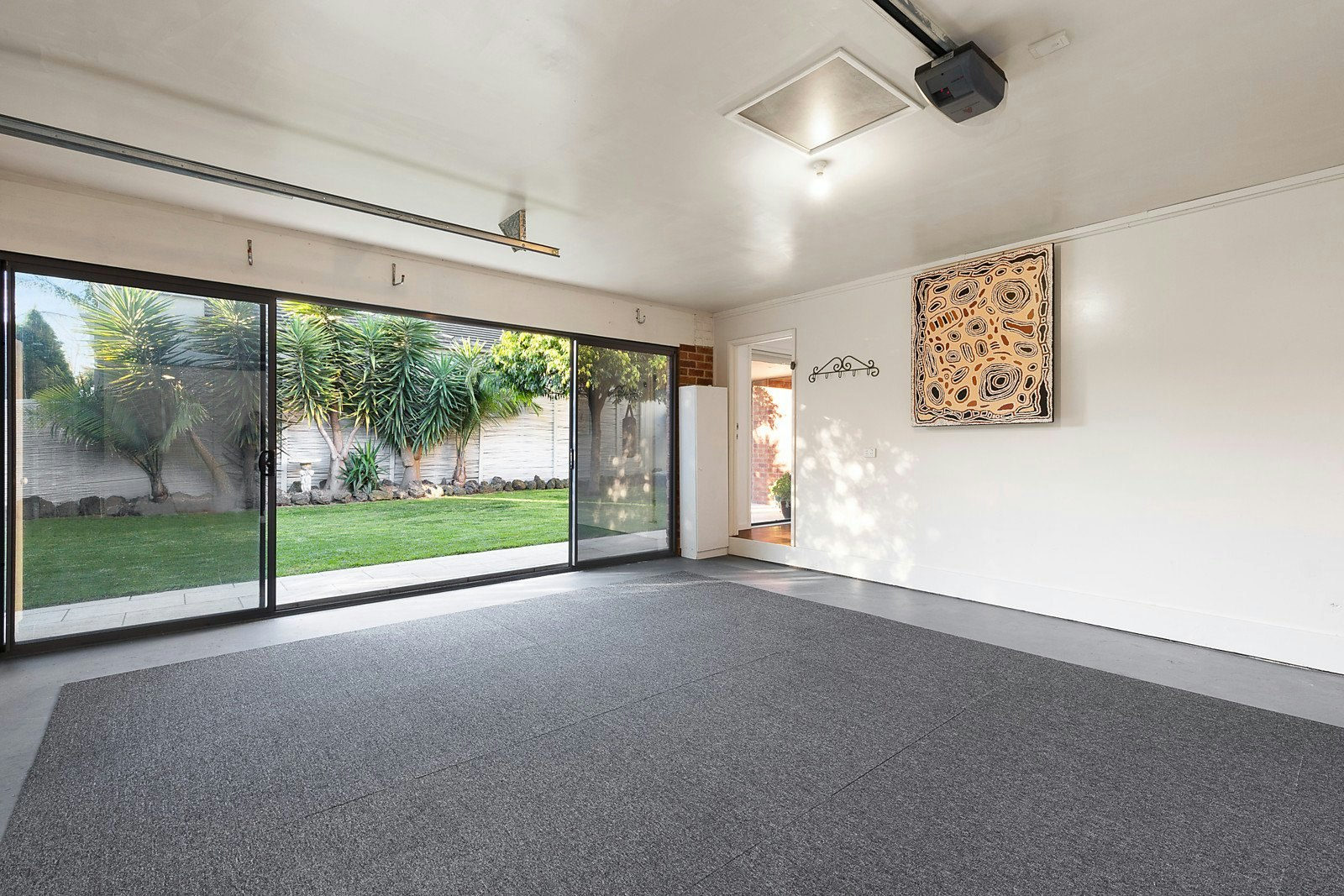 21 Parkview Crescent, Hampton East, VIC