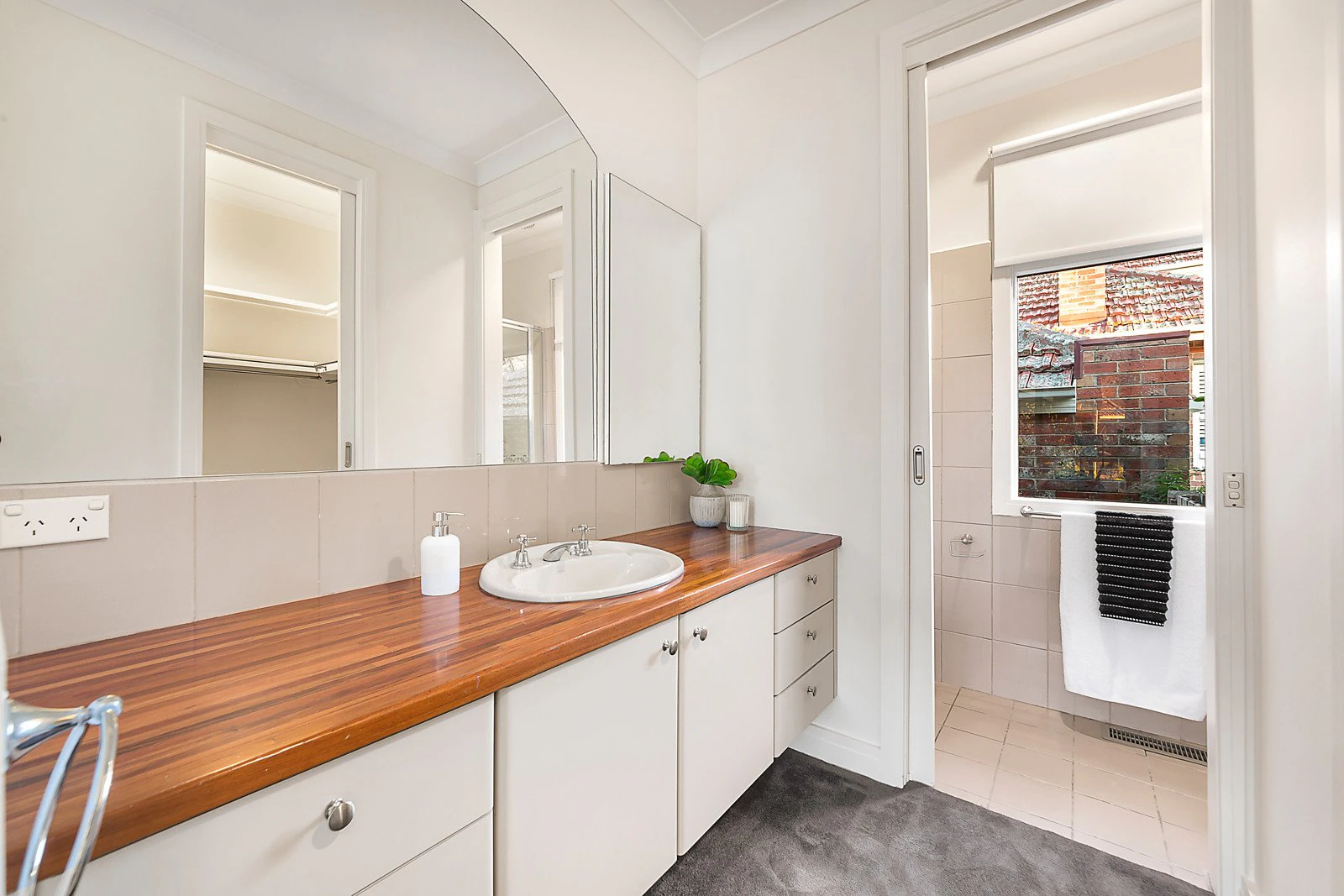 16 St Anthonys Place, Kew, VIC