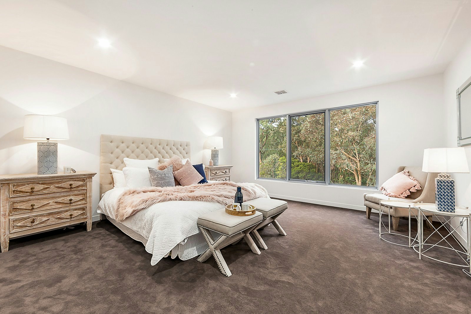 38 Bennett Parade, Kew East, VIC