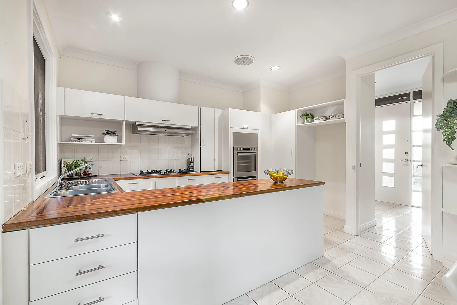 16 St Anthonys Place, Kew, VIC