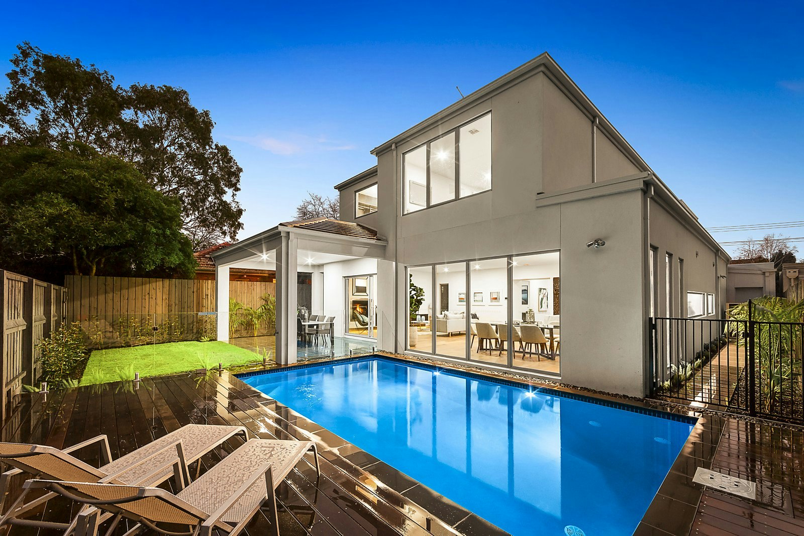 38 Bennett Parade, Kew East, VIC