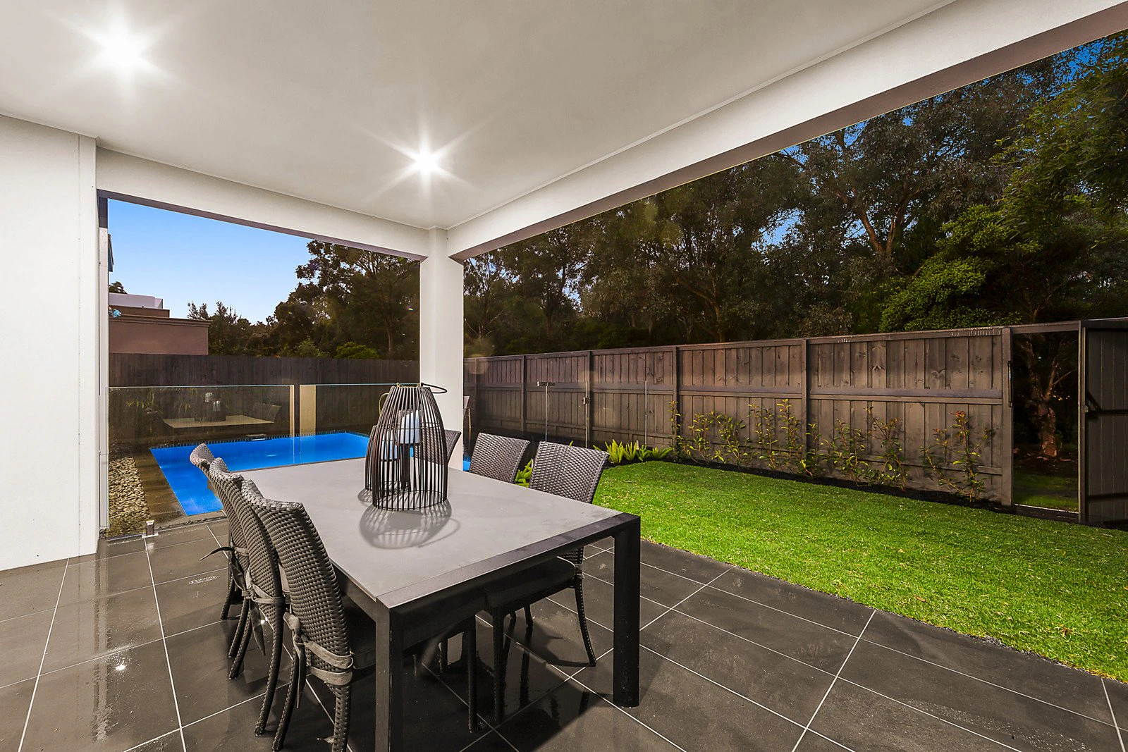 38 Bennett Parade, Kew East, VIC