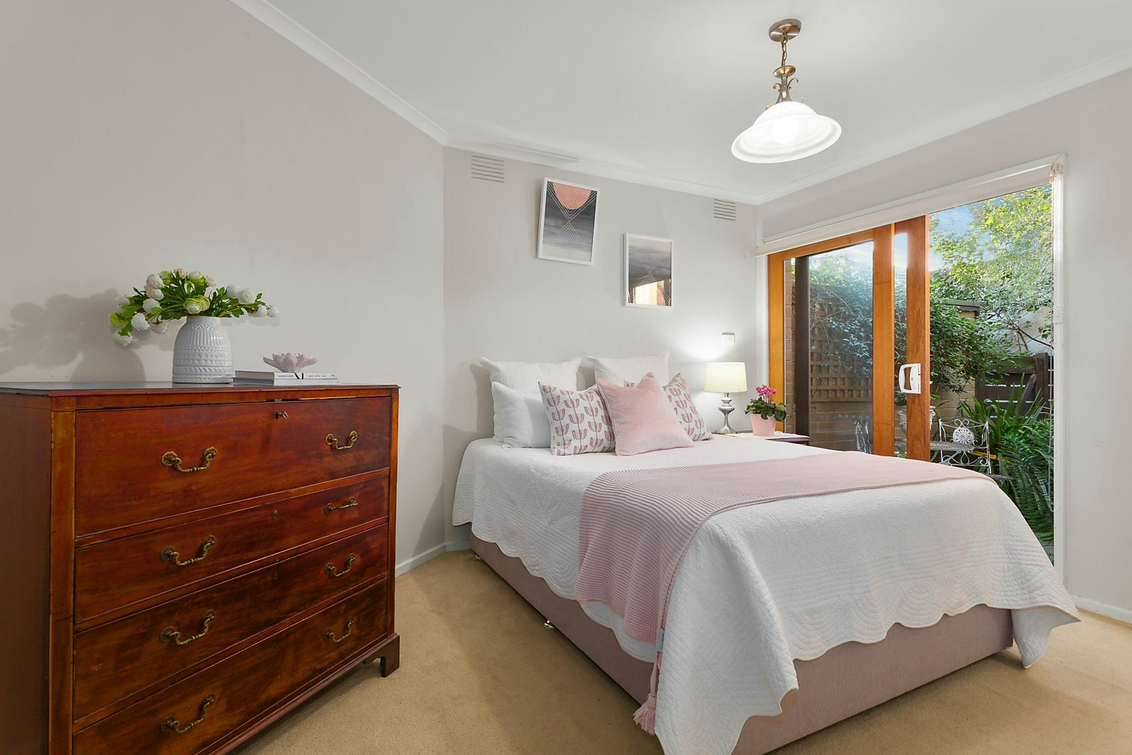 2/126 Balwyn Road, Balwyn, VIC