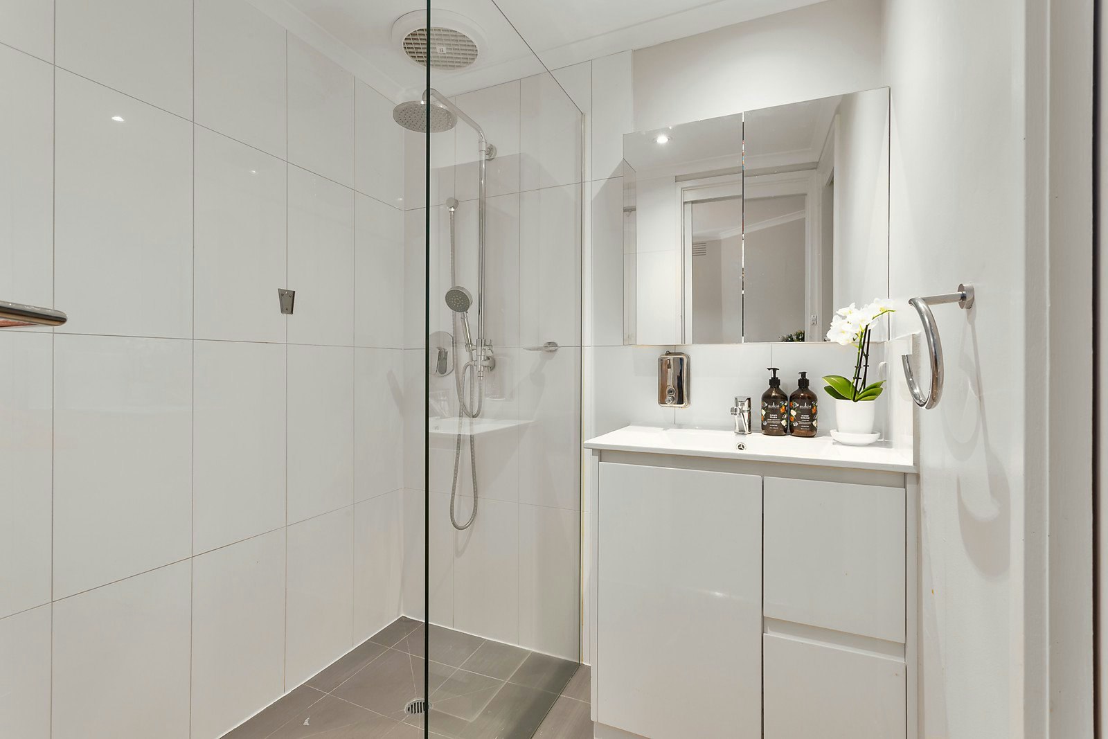 2/126 Balwyn Road, Balwyn, VIC