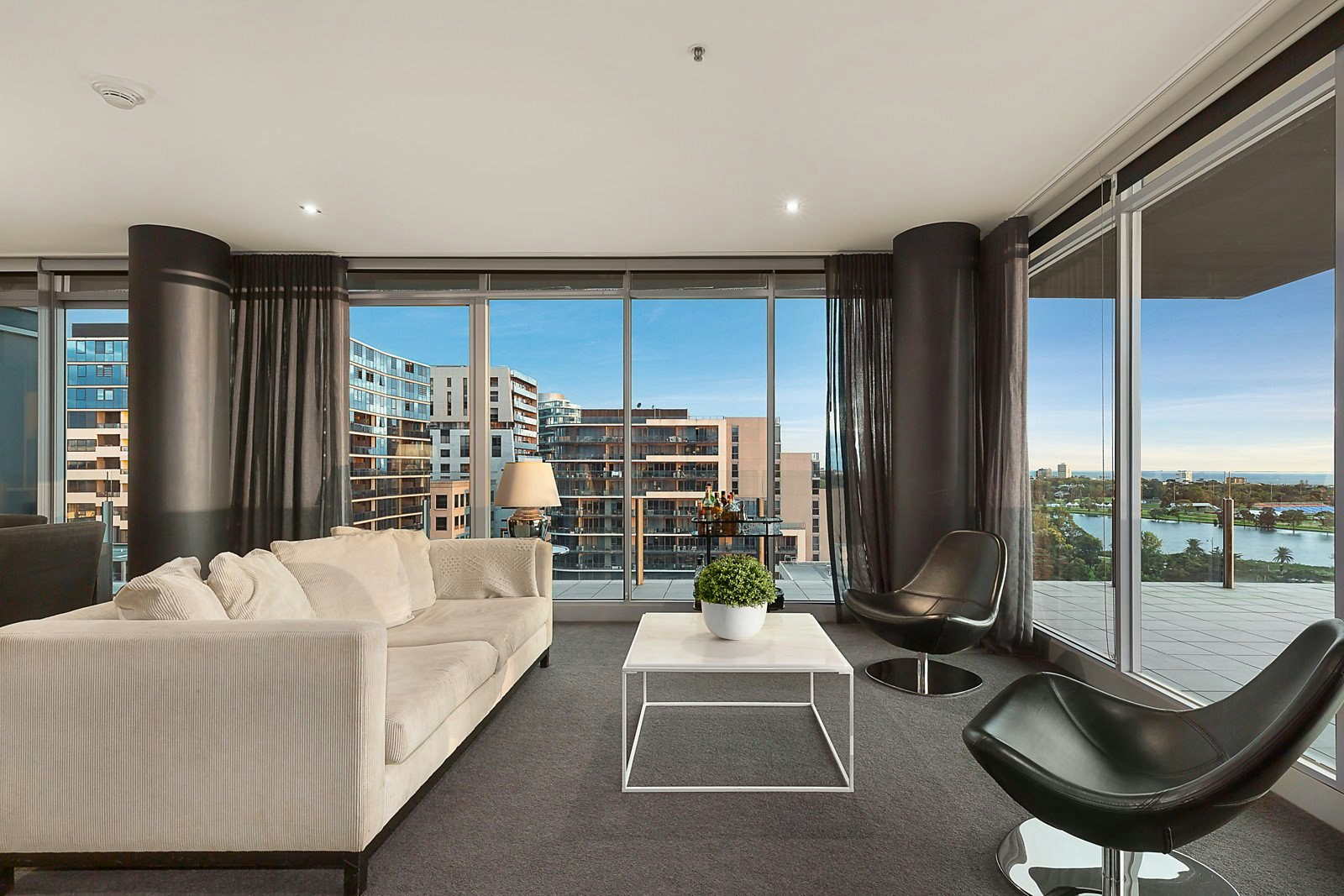 1101/1 Roy Street, Melbourne, VIC