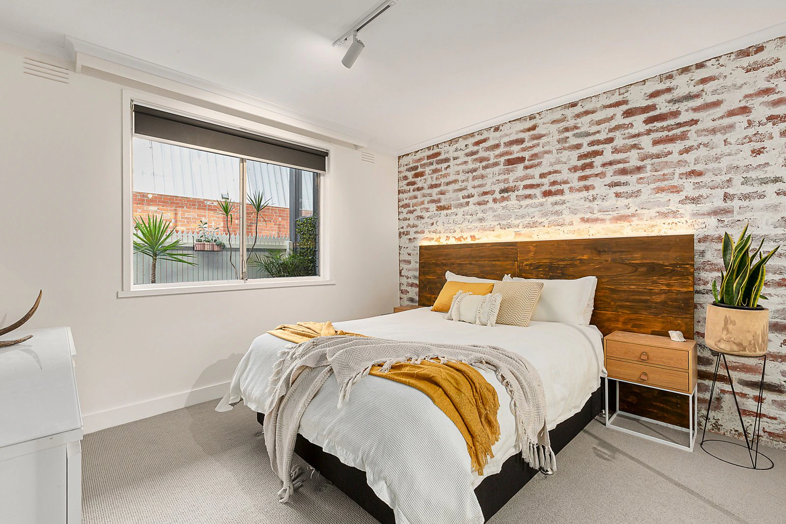 2/493-495 St Kilda Street, Elwood, VIC
