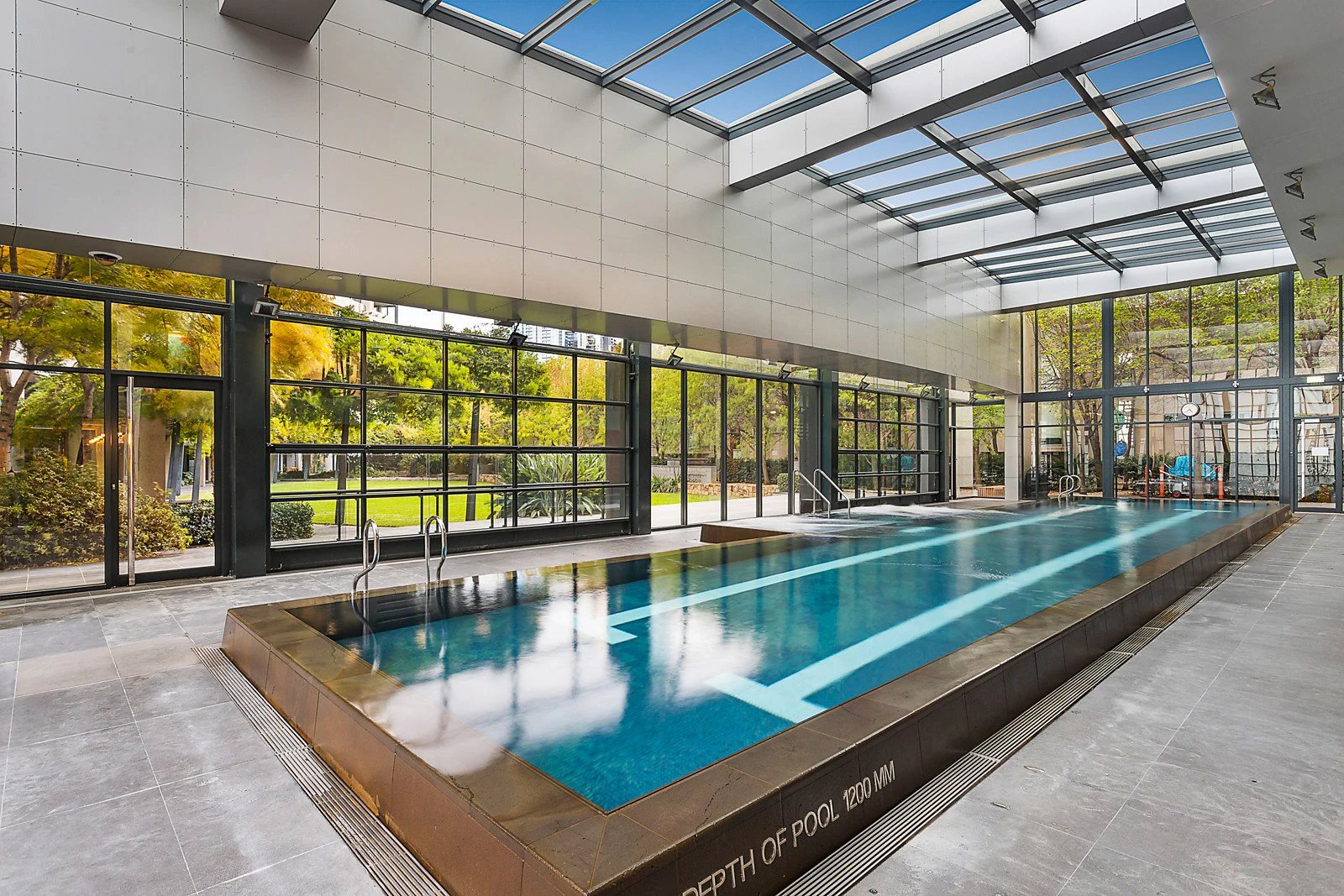 1708/250 St Kilda Road, Southbank, VIC