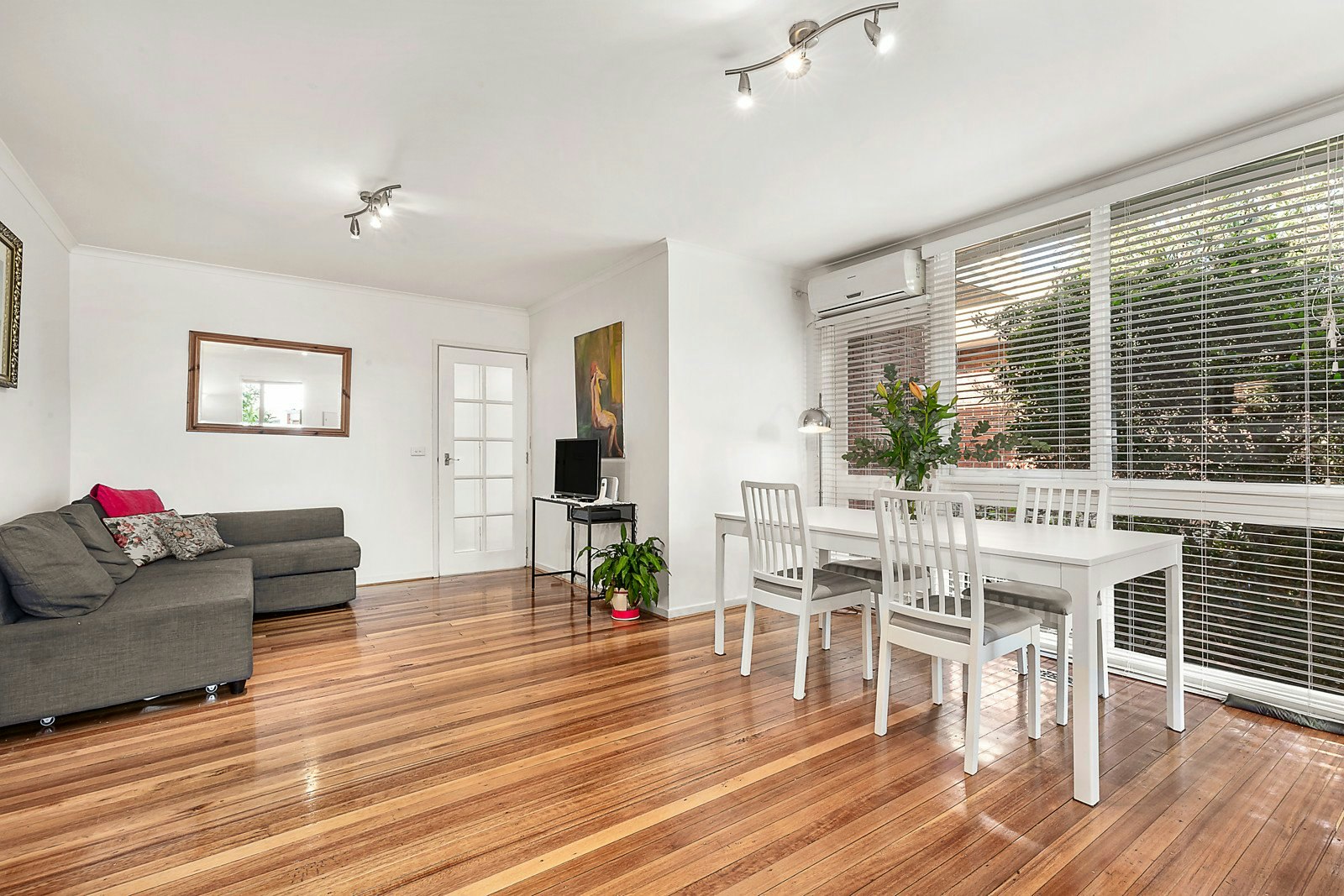 8/887 Toorak Road, Camberwell, VIC