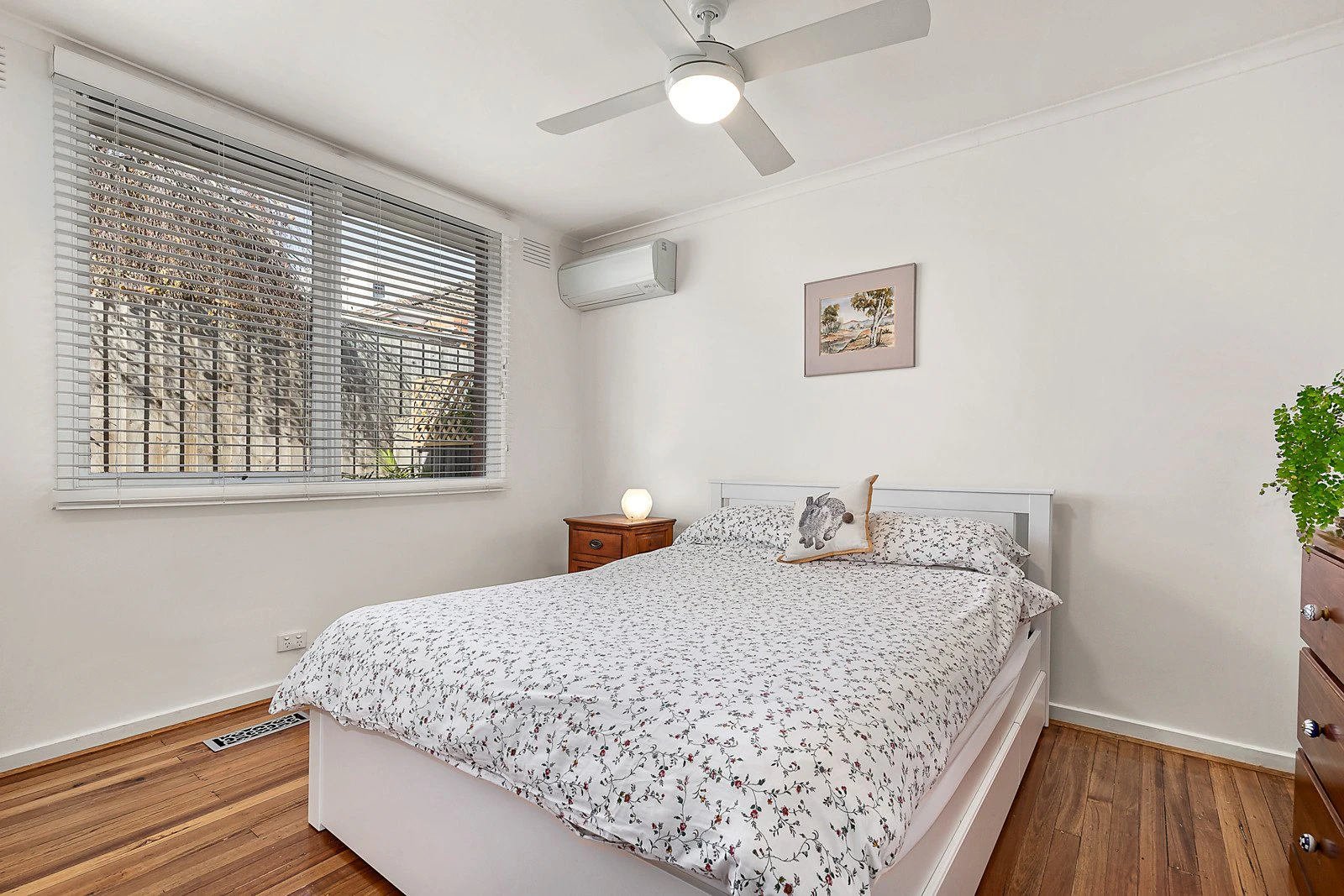 8/887 Toorak Road, Camberwell, VIC