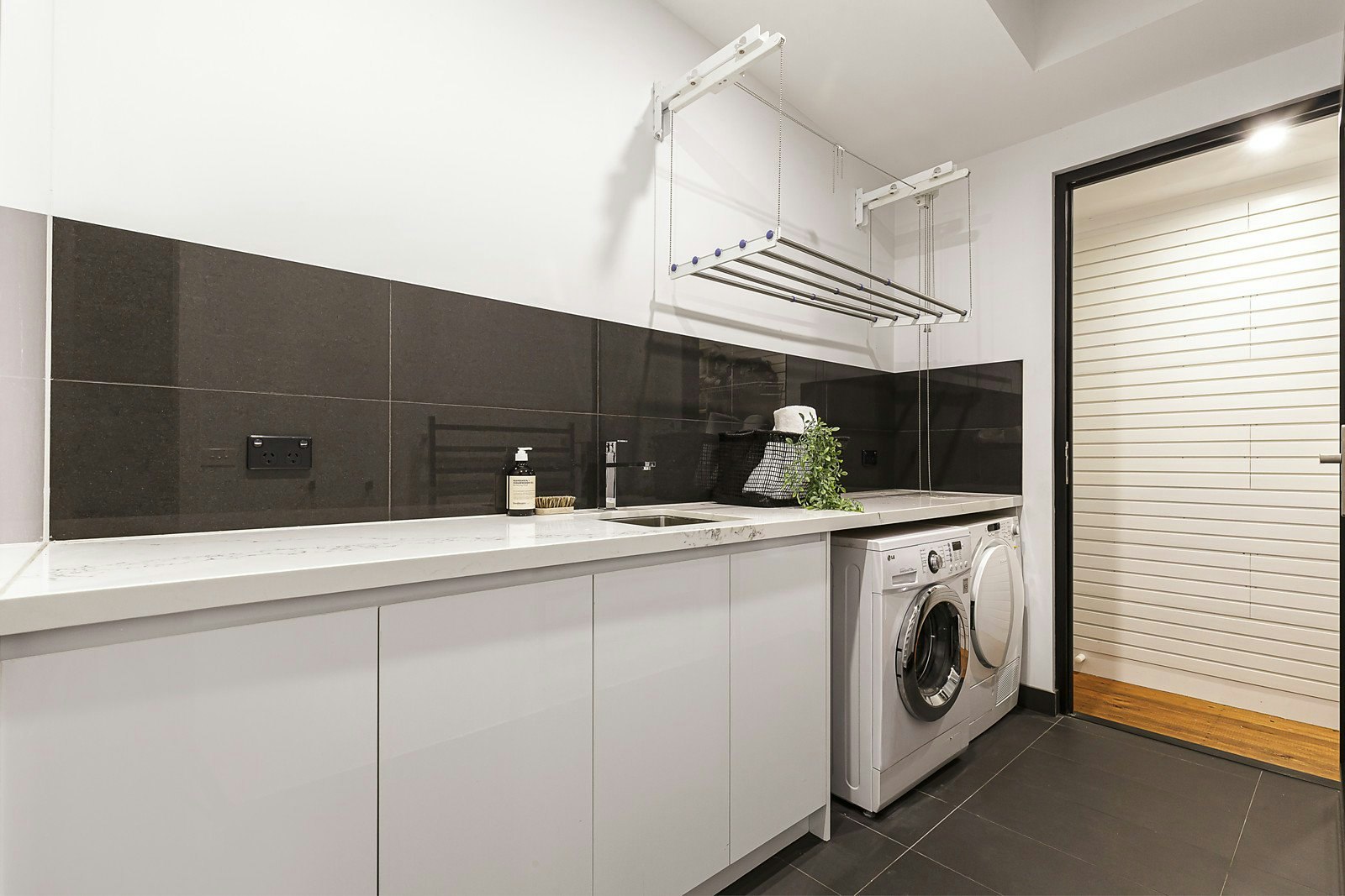 34 Edwards Avenue, Port Melbourne, VIC