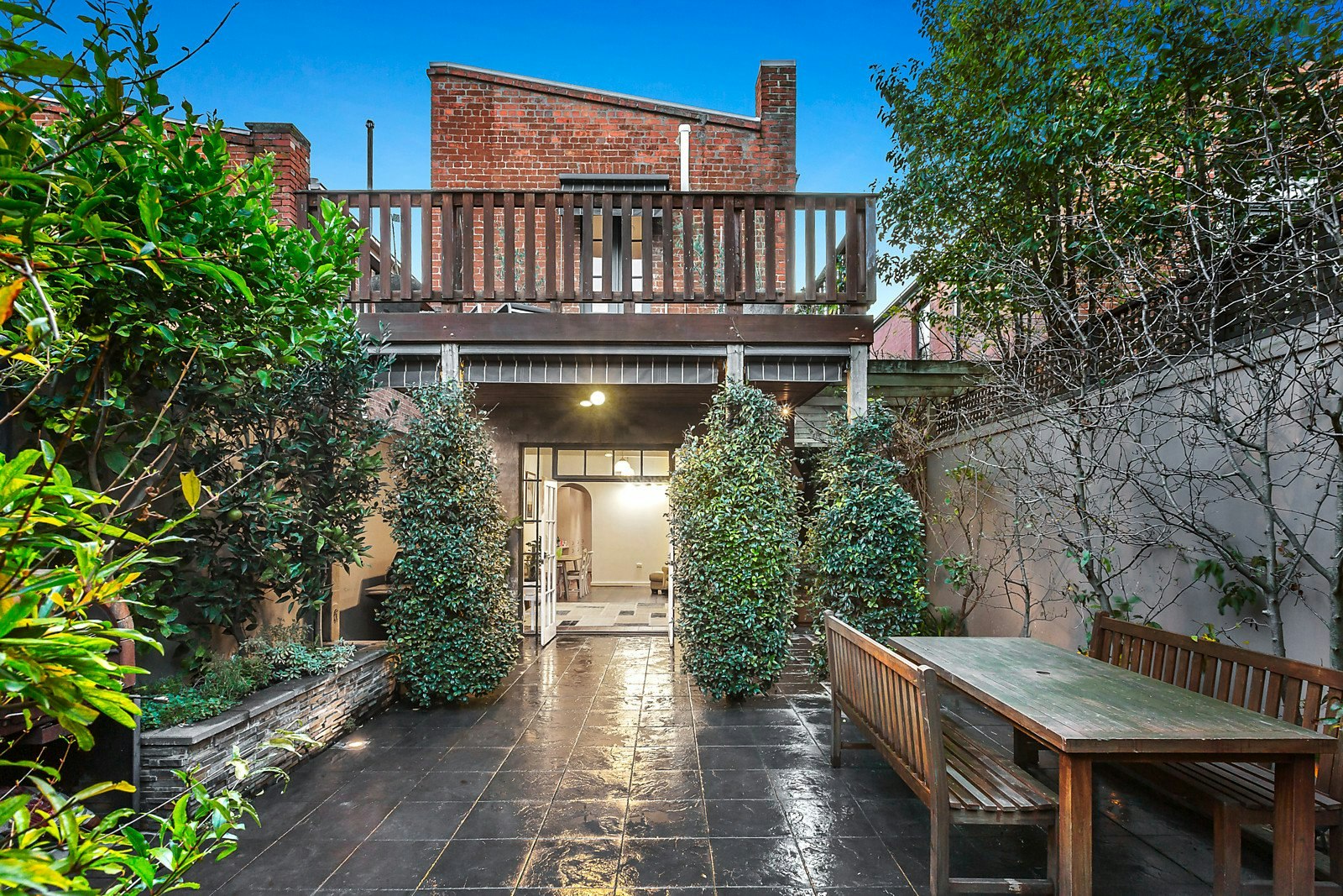 27 Hawthorn Road, Caulfield North, VIC