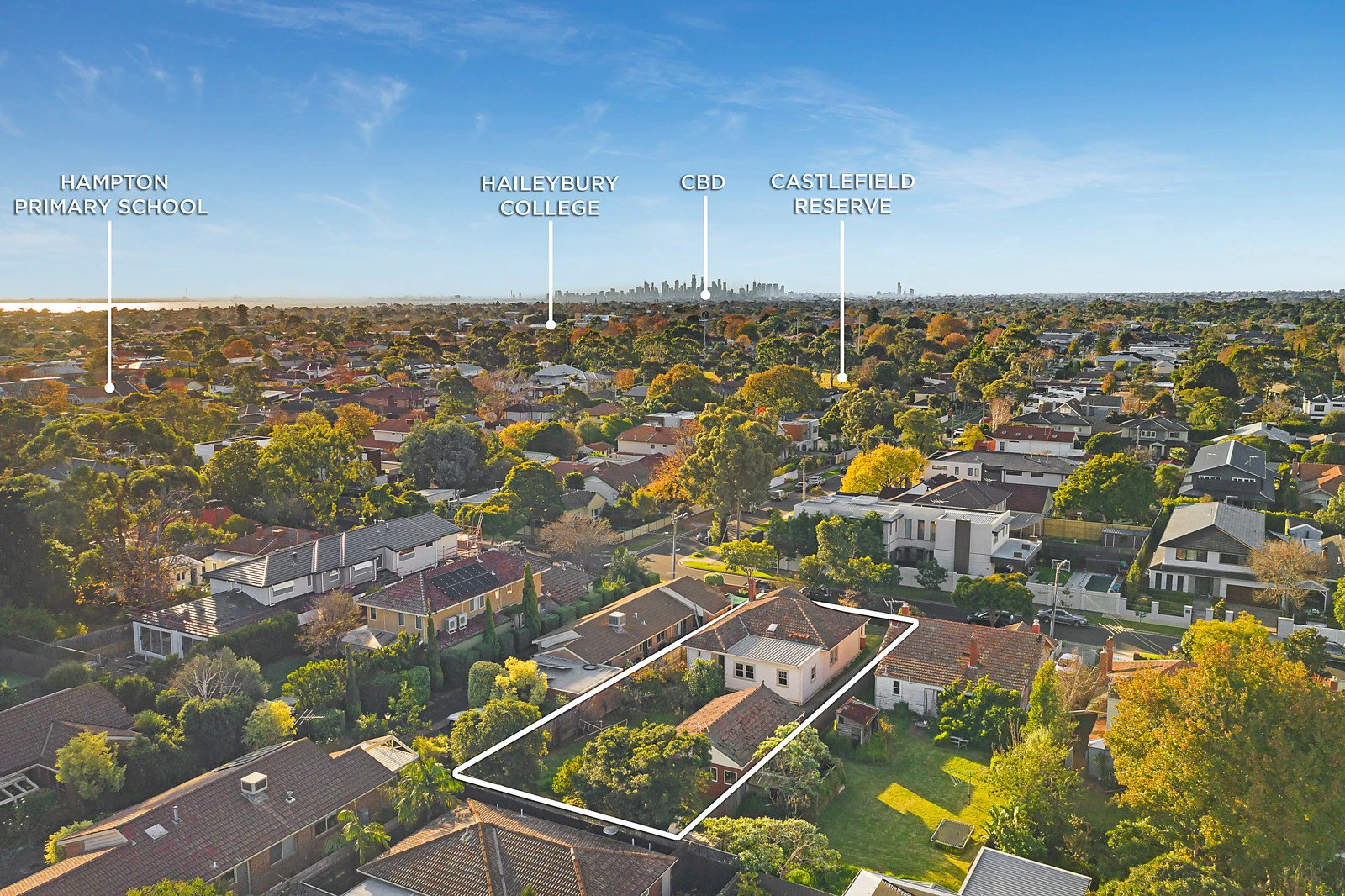 12 Raynes Park Road, Hampton, VIC