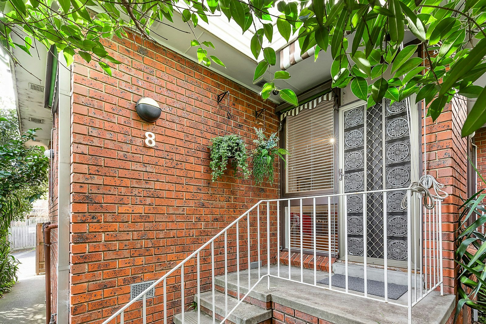 8/887 Toorak Road, Camberwell, VIC