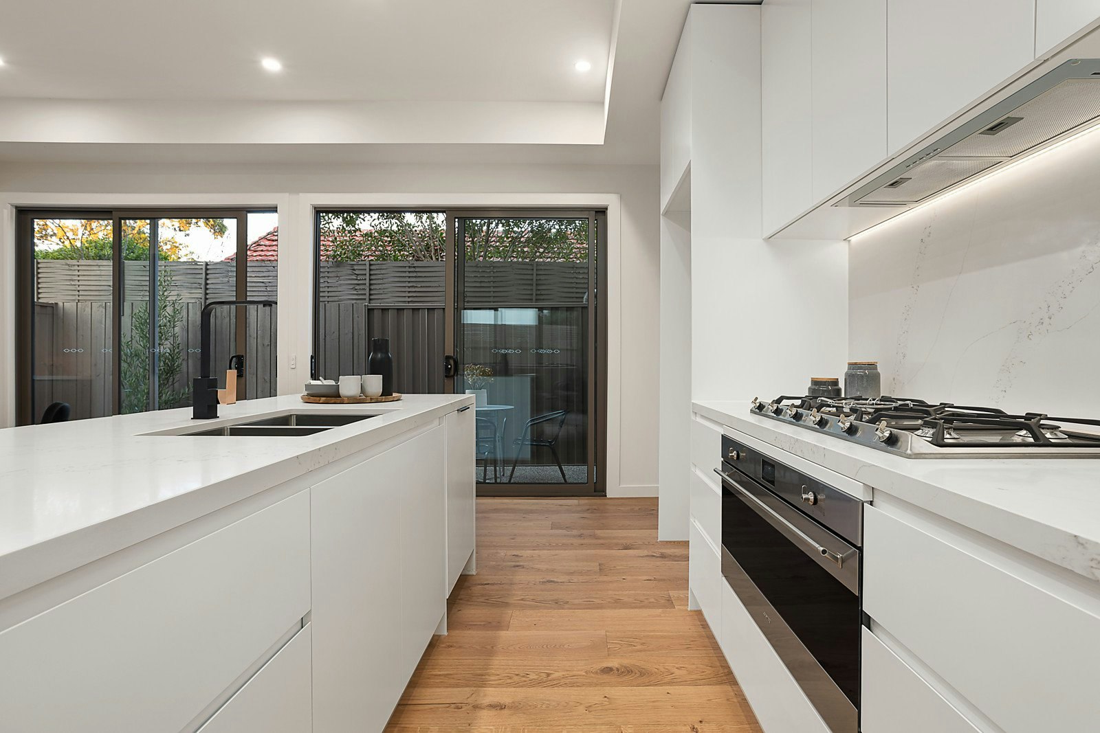 11 Stonehaven Crescent, Hampton East, VIC