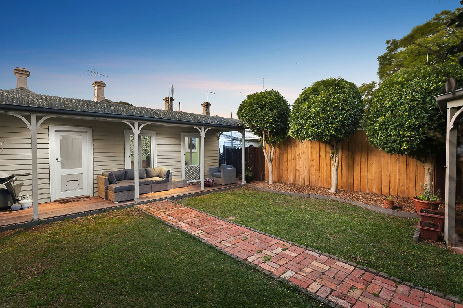 6 Inverleith Street, Hawthorn, VIC