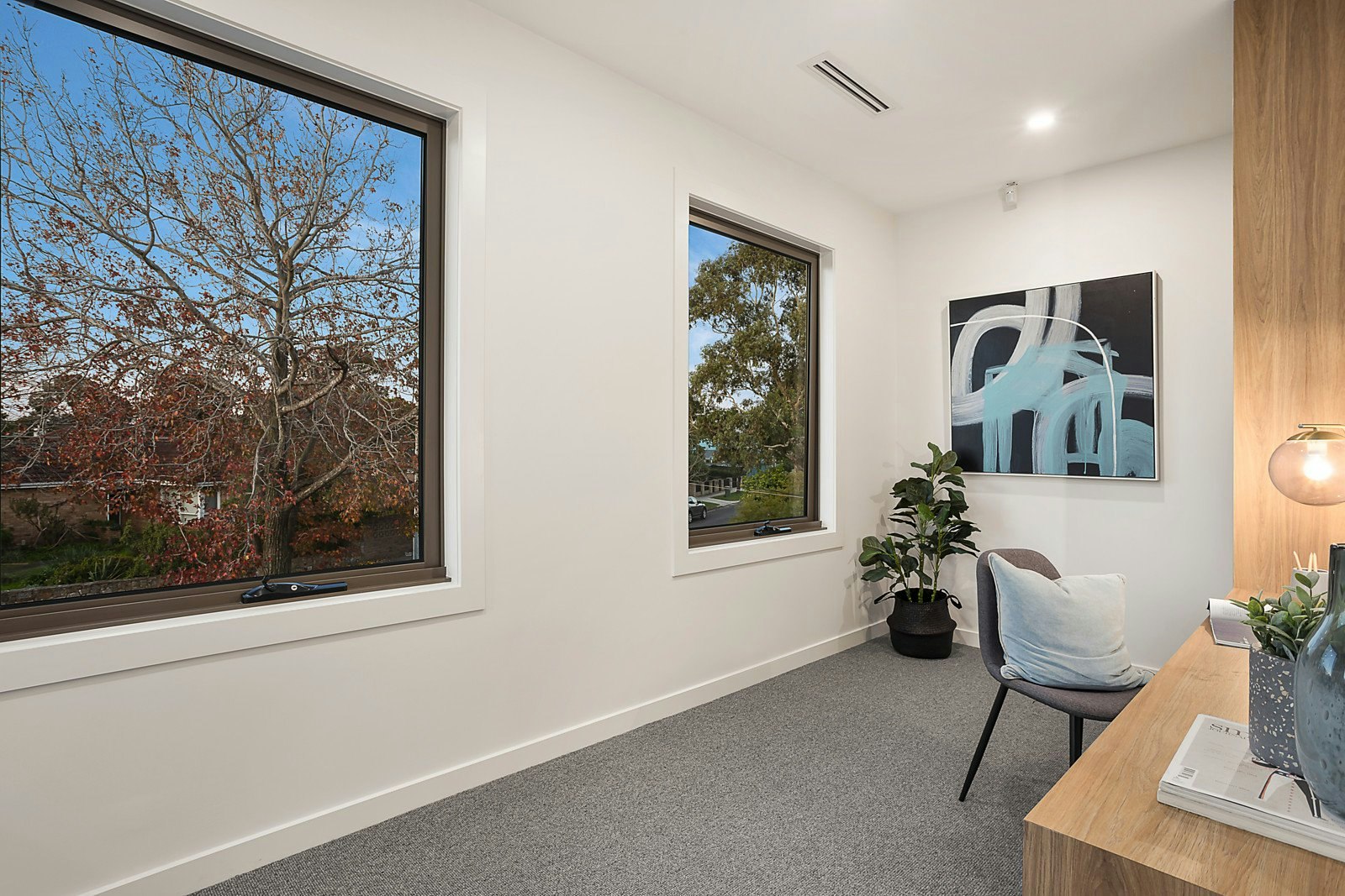 11 Stonehaven Crescent, Hampton East, VIC