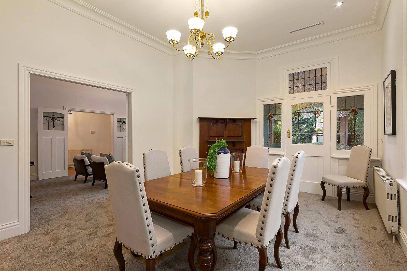 33 Mangarra Road, Canterbury, VIC