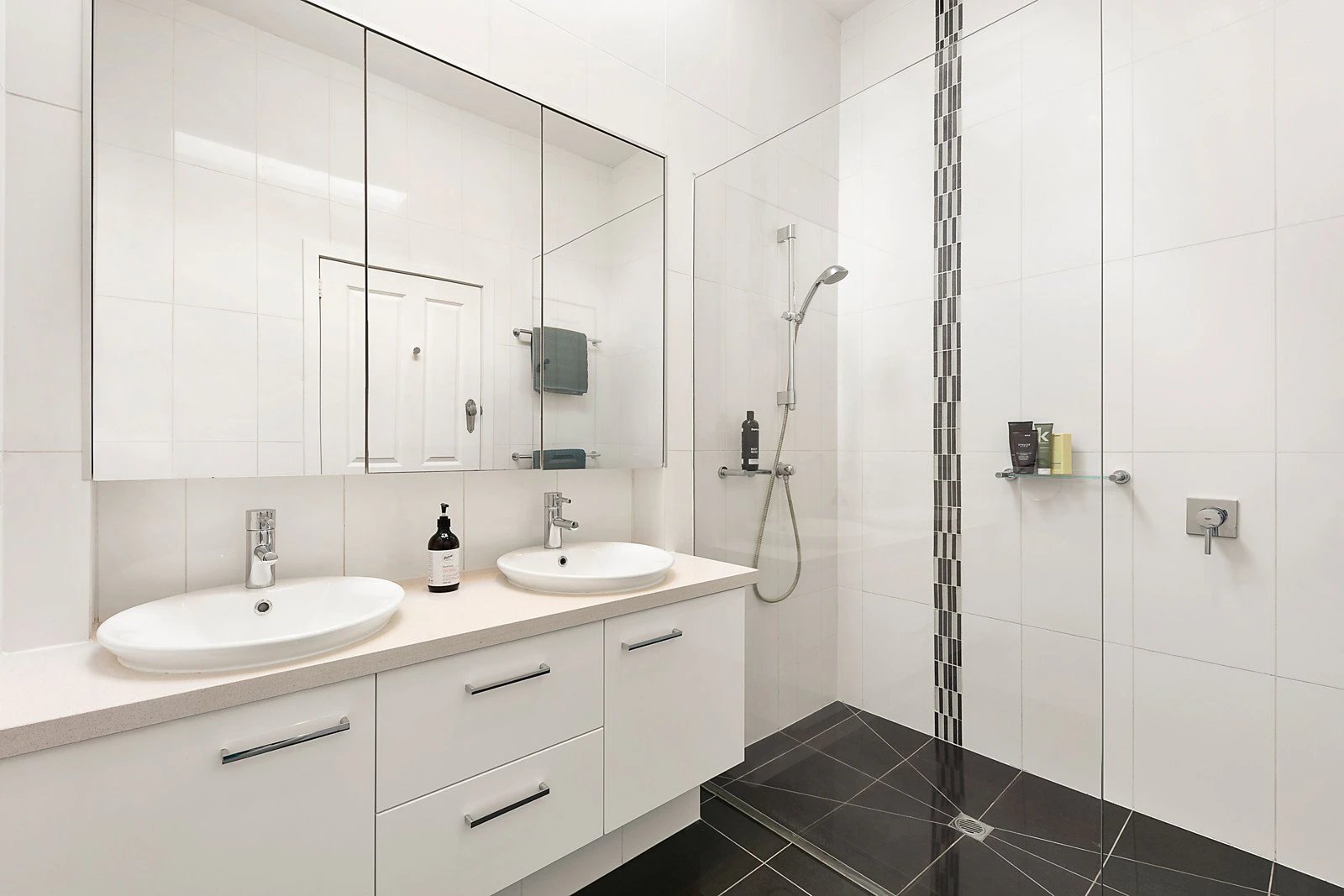 85A Durham Road, Surrey Hills, VIC