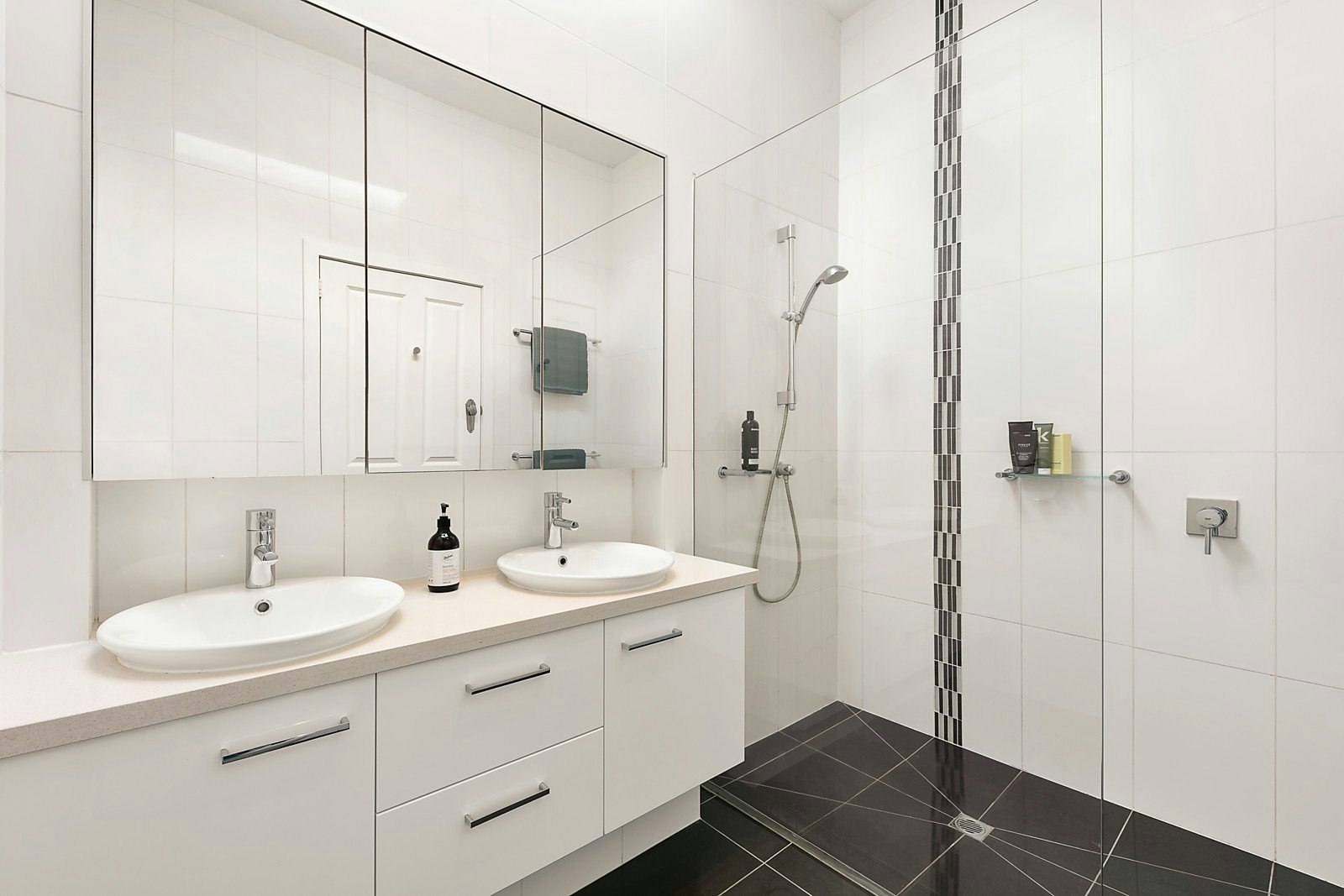 85A Durham Road, Surrey Hills, VIC