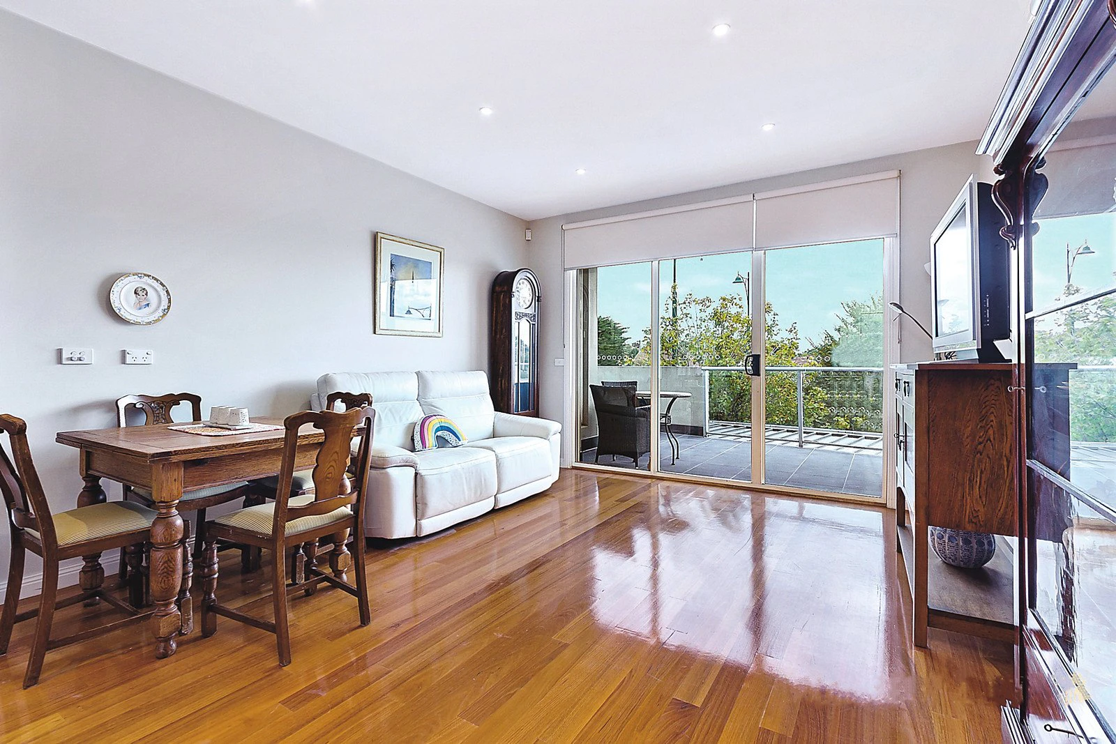 202/662 Whitehorse Road, Mont Albert, VIC