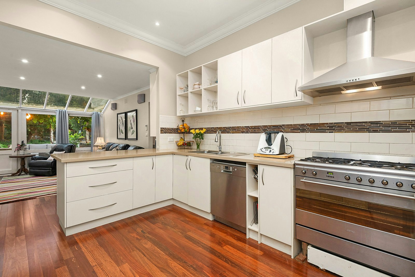 17 Webb Street, Glen Iris, VIC