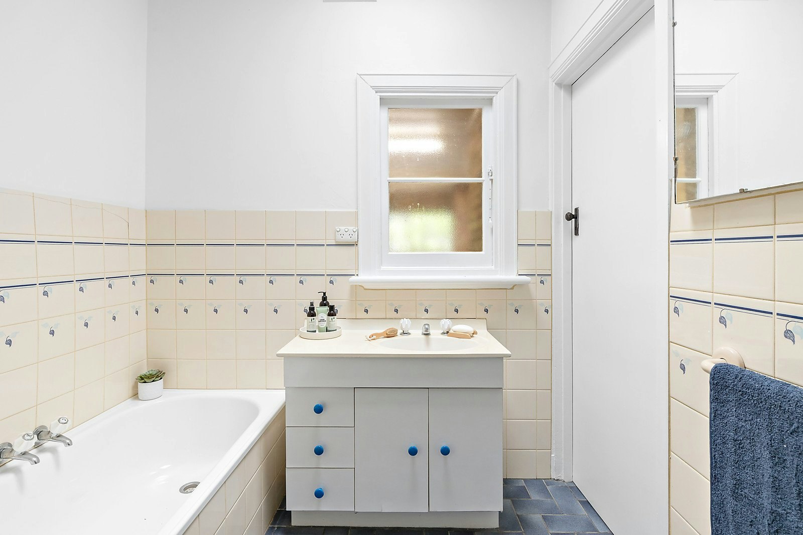 12 Marshall Avenue, Highett, VIC