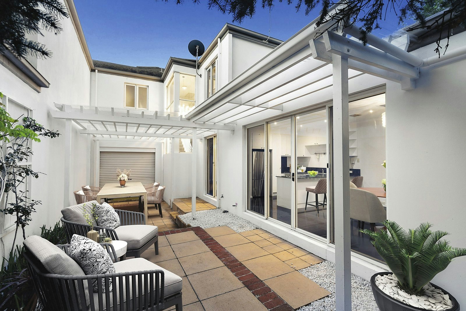 37 The Crescent, Port Melbourne, VIC