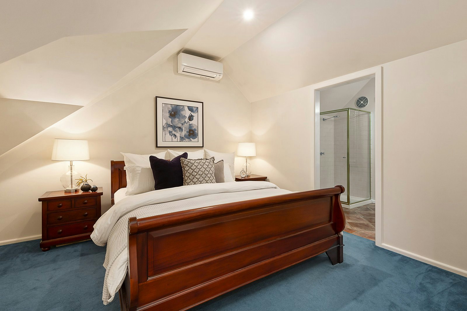 34 Fewster Road, Hampton, VIC