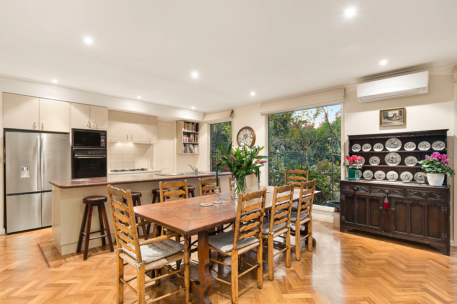 8 Montalto Avenue, Toorak, VIC