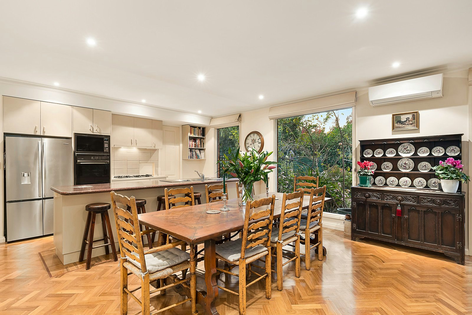 8 Montalto Avenue, Toorak, VIC