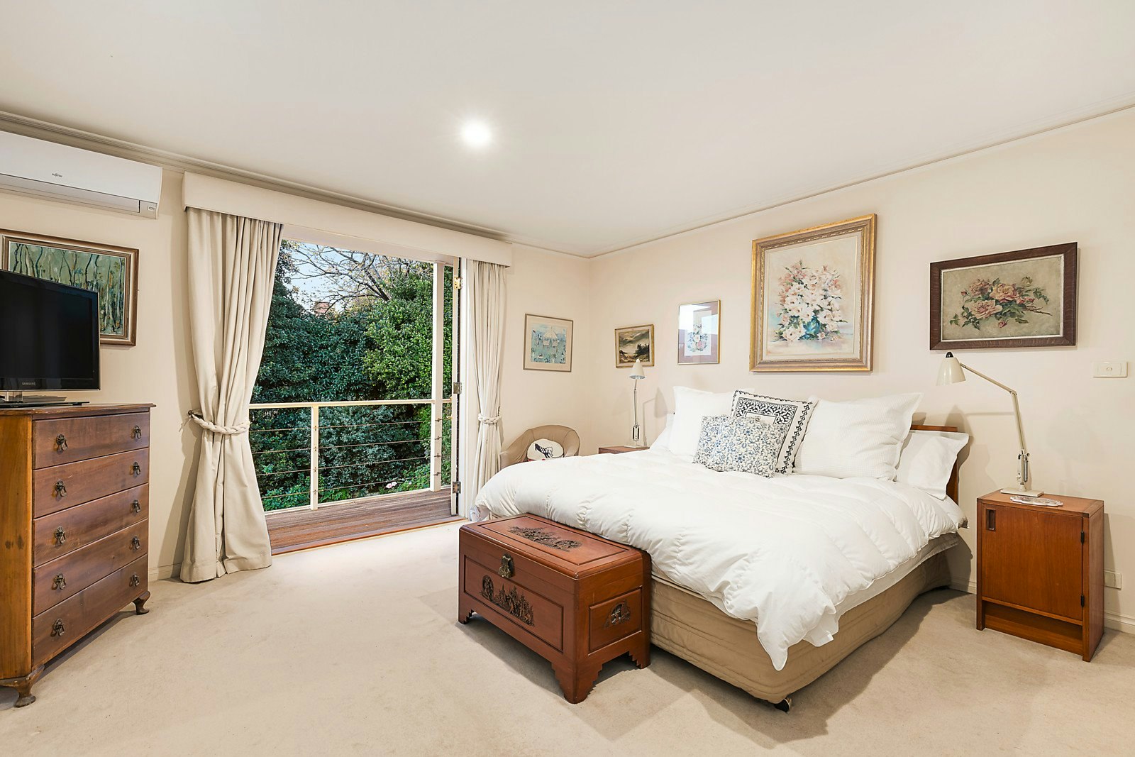 8 Montalto Avenue, Toorak, VIC