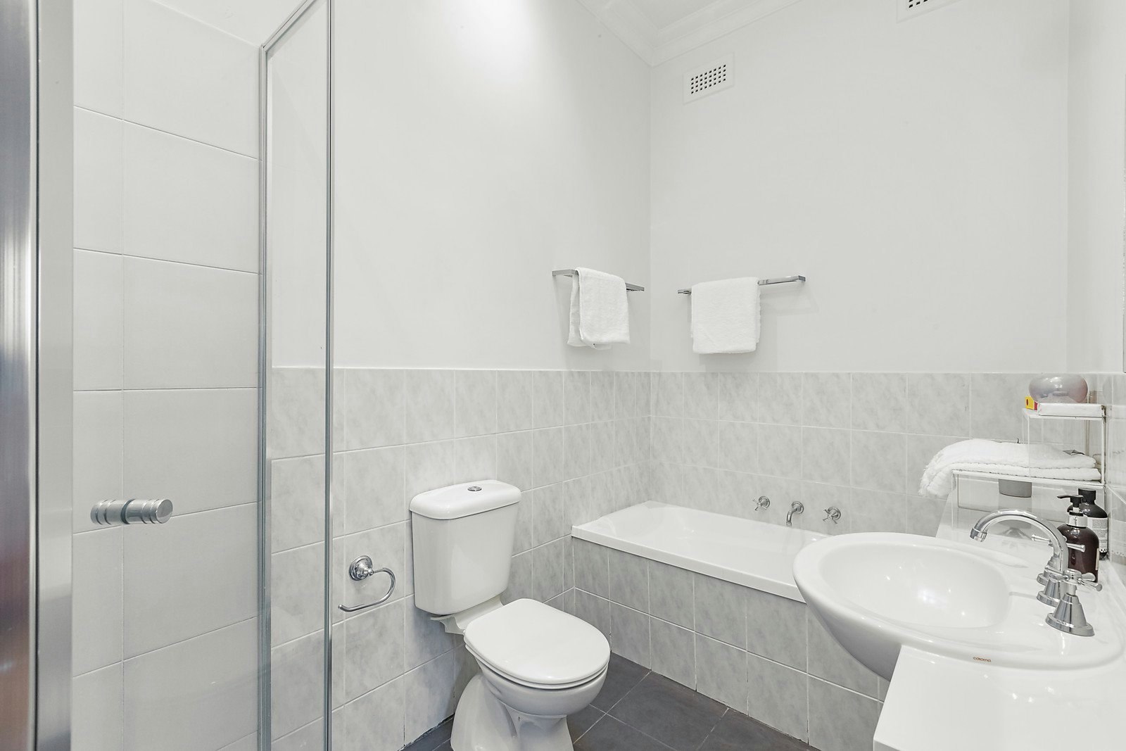 32 Cawkwell Street, Malvern, VIC