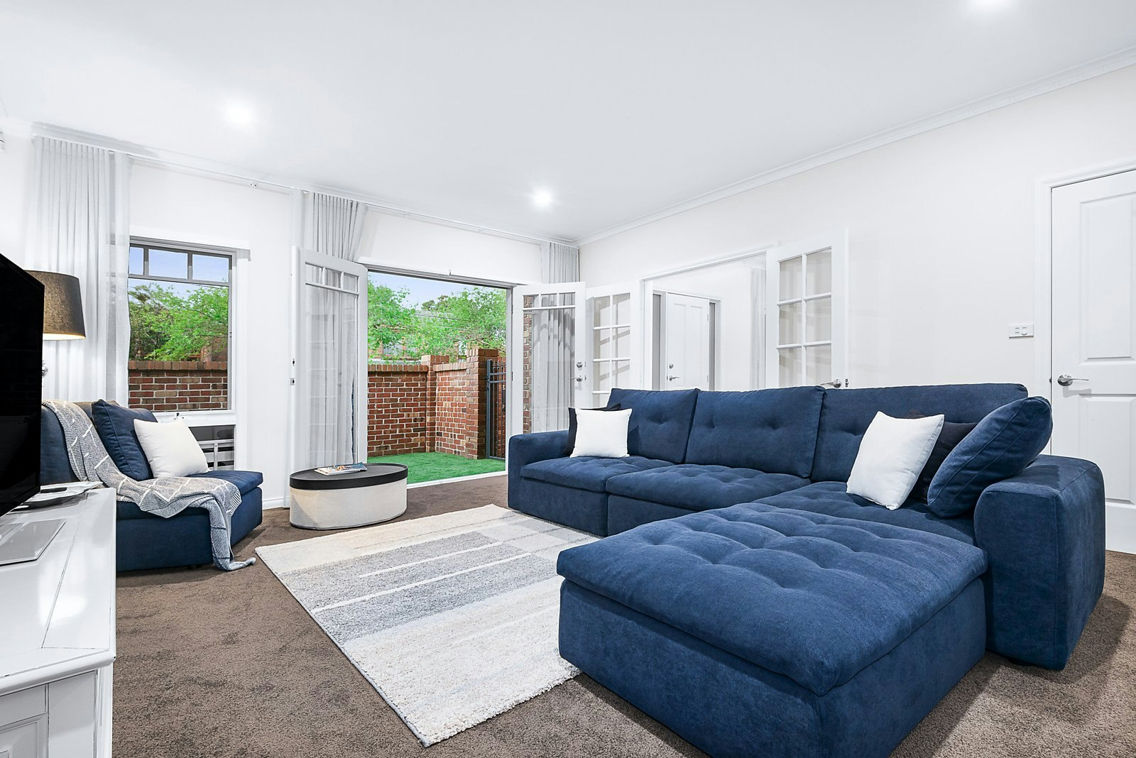 8 Pine Street, Brighton, VIC