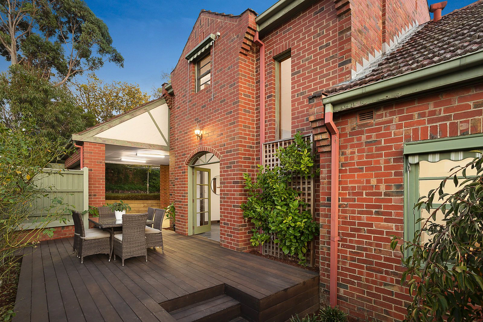 25 Solway Street, Ashburton, VIC