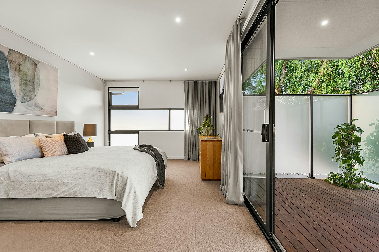 6 Lawson Street, Elwood, VIC